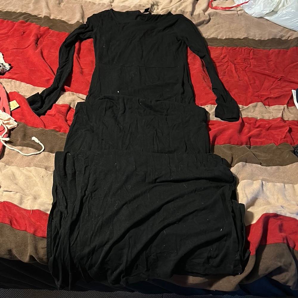 Long sleeved black dress from forever 21